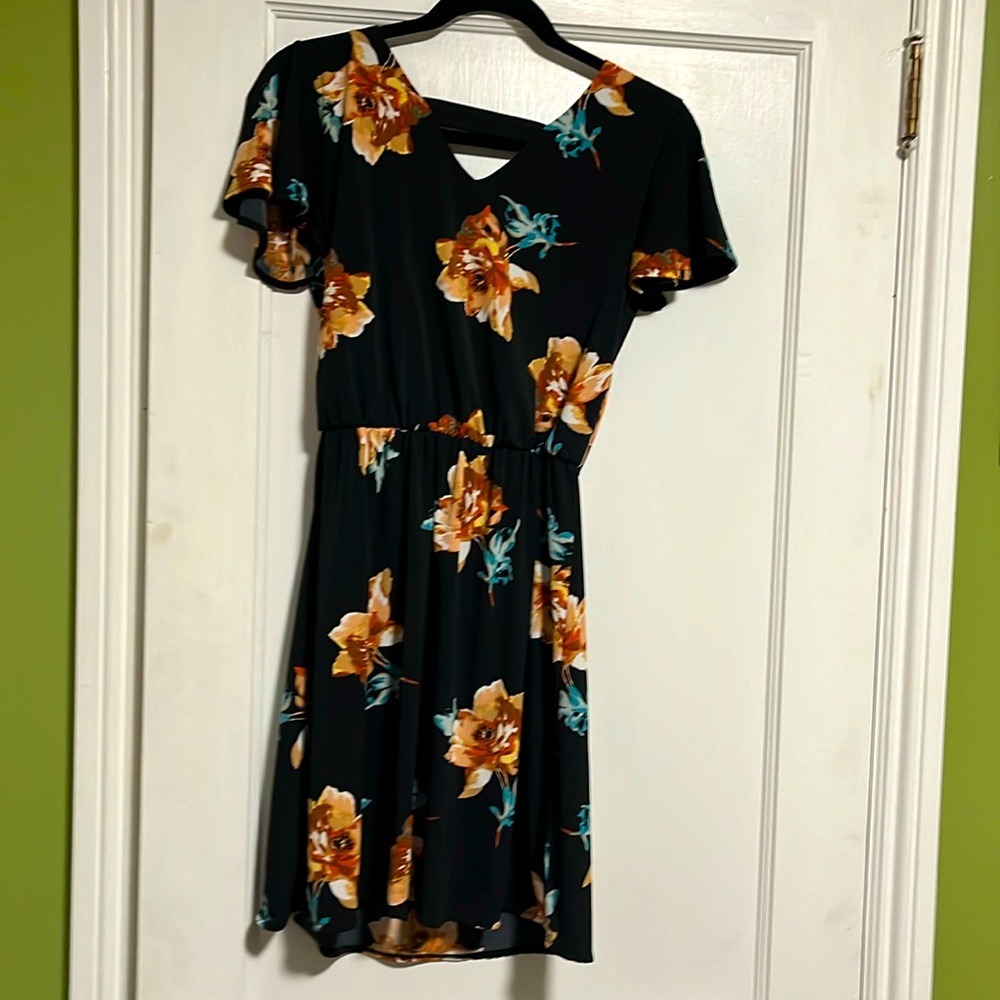 Short sleeve black dress with orange flowers